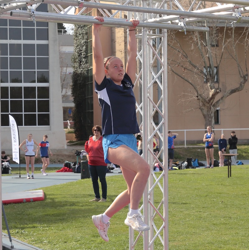 athlète du pentathlon pennois obstacle